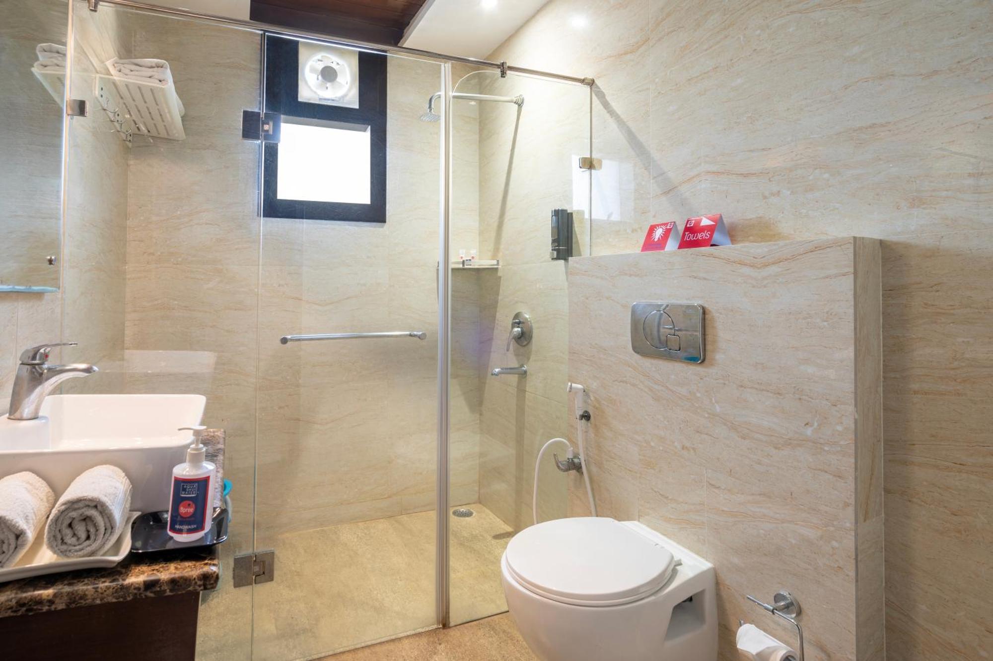 Spree Hotel Agra - Walking Distance To Tajmahal Εξωτερικό φωτογραφία